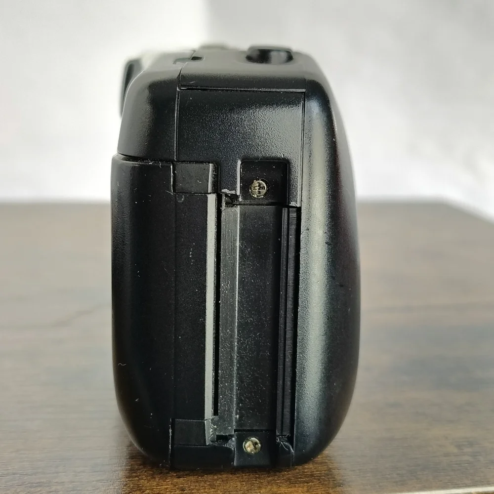 Nikon One Touch 100 35mm Film Point & Shoot Camera VTG 80s Untested